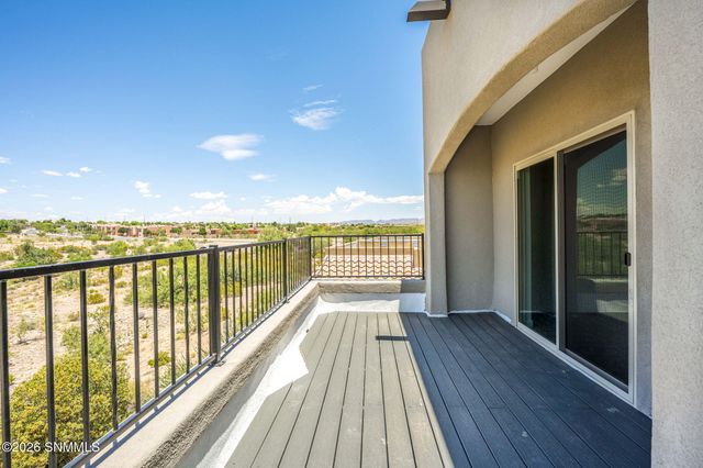 1323 Mission Nuevo Drive, Las Cruces, NM 88011