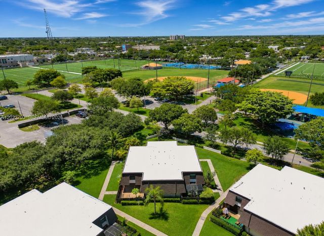 2560 NW 99th Avenue, Coral Springs, FL 33065