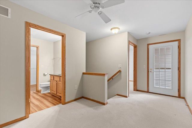 986 Oconomowoc PARKWAY, Oconomowoc, WI 53066