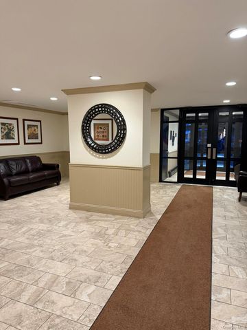 80 E Hartsdale 621, Hartsdale, NY 10530