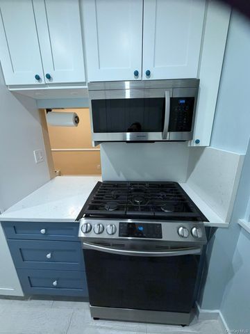 80 E Hartsdale 621, Hartsdale, NY 10530