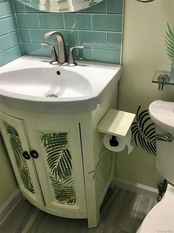 80 E Hartsdale 621, Hartsdale, NY 10530