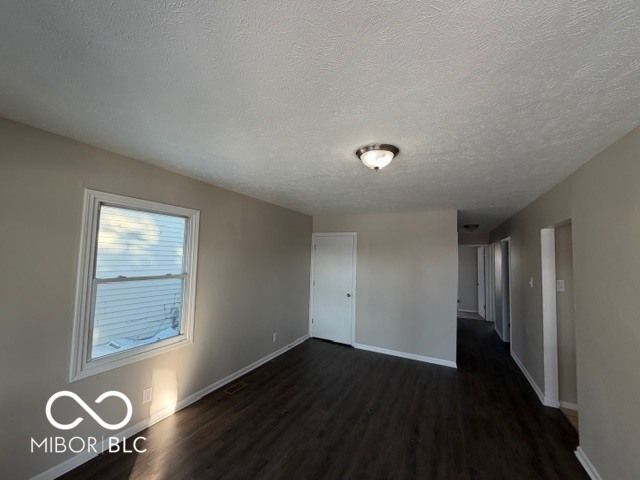 2929 Manlove Avenue, Indianapolis, IN 46218