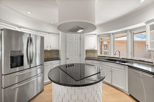 3603 Yorkshire Drive, Arlington, TX 76013