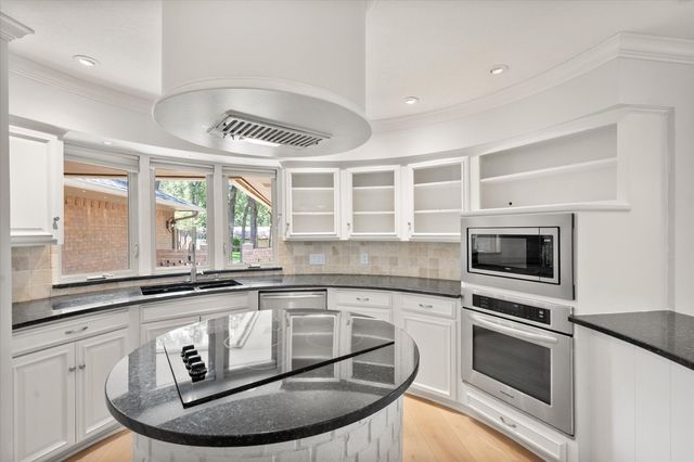 3603 Yorkshire Drive, Arlington, TX 76013