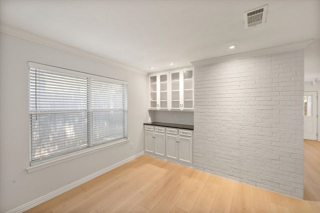 3603 Yorkshire Drive, Arlington, TX 76013