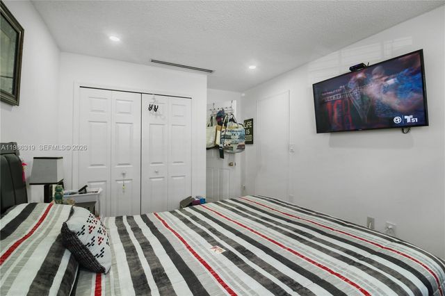 10135 SW 139th Pl, Miami, FL 33186