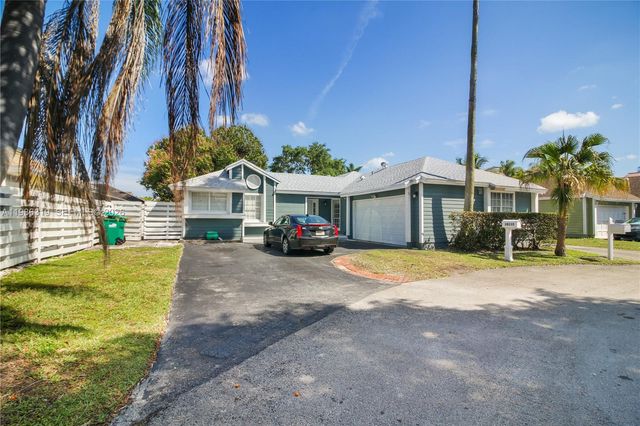 10135 SW 139th Pl, Miami, FL 33186