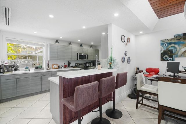 10135 SW 139th Pl, Miami, FL 33186