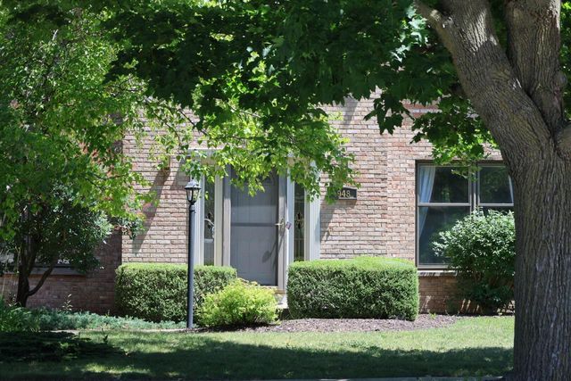948 Cedar DRIVE, Burlington, WI 53105
