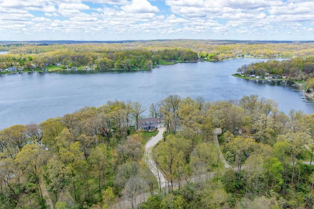 58604 E Clear Lake Road, Three Rivers, MI 49093