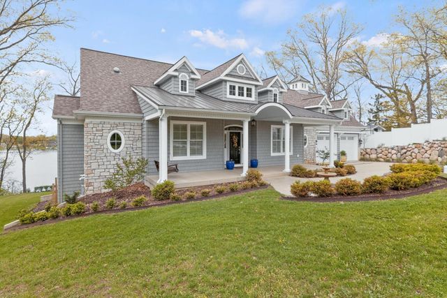 58604 E Clear Lake Road, Three Rivers, MI 49093