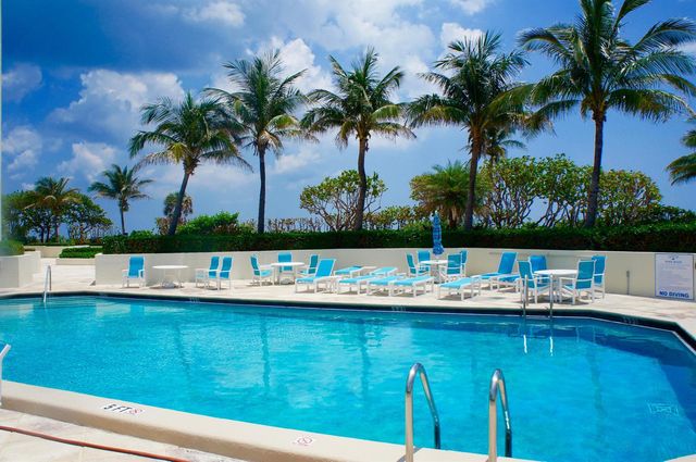 5070 N Ocean Drive 10b, Singer Island, FL 33404