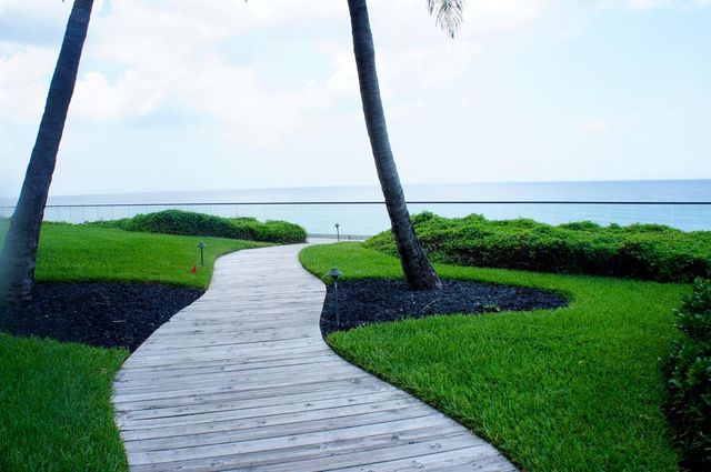 5070 N Ocean Drive 10b, Singer Island, FL 33404