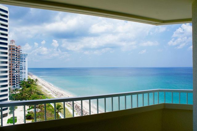 5070 N Ocean Drive 10b, Singer Island, FL 33404