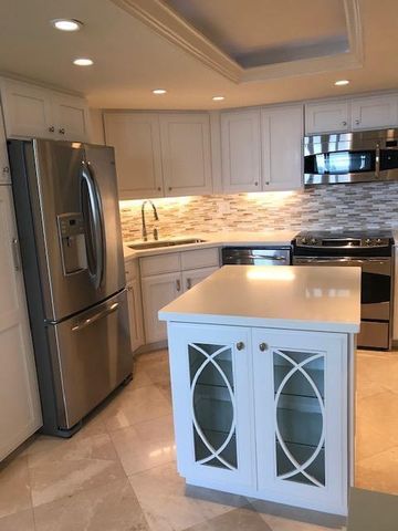 5070 N Ocean Drive 10b, Singer Island, FL 33404