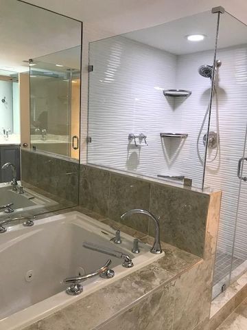 5070 N Ocean Drive 10b, Singer Island, FL 33404