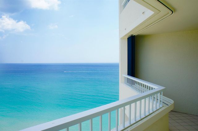 5070 N Ocean Drive 10b, Singer Island, FL 33404