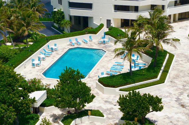 5070 N Ocean Drive 10b, Singer Island, FL 33404