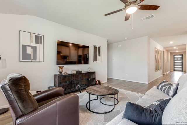 3012 Toscana Way, Schertz, TX 78154