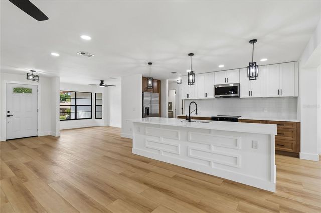 3431 DEERFIELD LANE, Clearwater, FL 33761