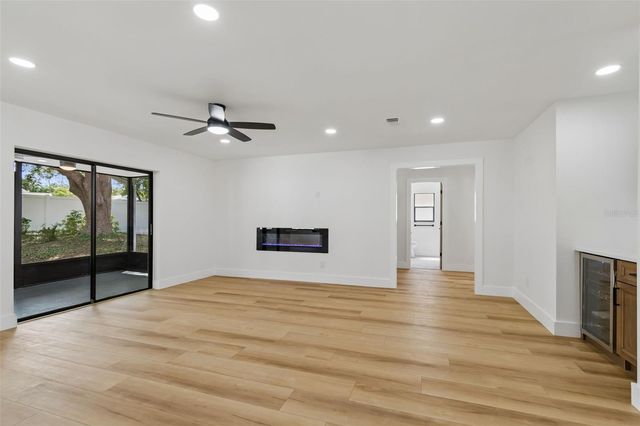 3431 DEERFIELD LANE, Clearwater, FL 33761