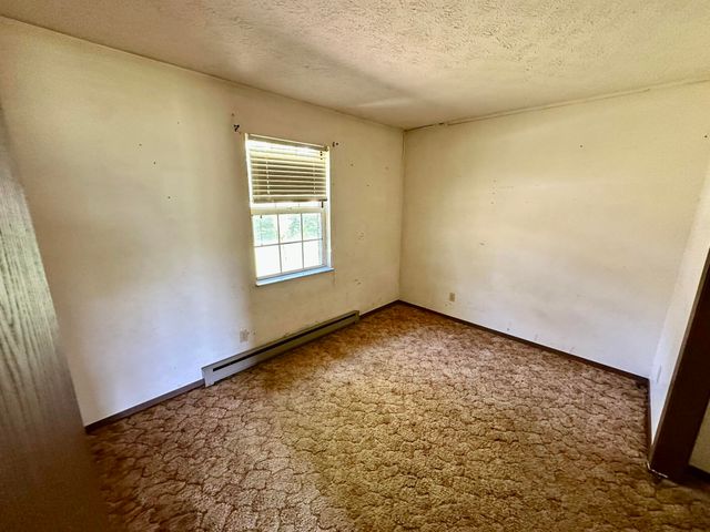 1364 Kentucky Hwy 2750, Crab Orchard, KY 40419