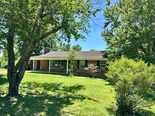 1364 Kentucky Hwy 2750, Crab Orchard, KY 40419