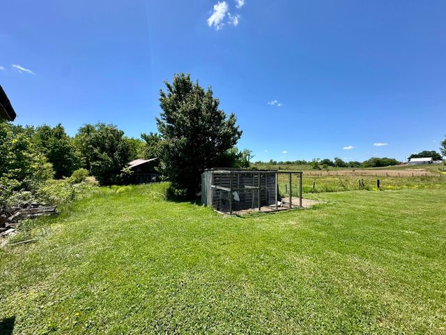 1364 Kentucky Hwy 2750, Crab Orchard, KY 40419