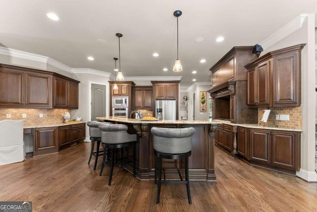 5507 AVIEMORE Court, Suwanee, GA 30024