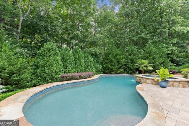 5507 AVIEMORE Court, Suwanee, GA 30024