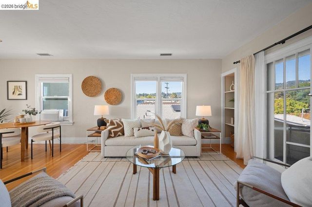 4355 Everett Ave, Oakland, CA 94602