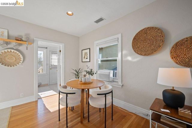 4355 Everett Ave, Oakland, CA 94602