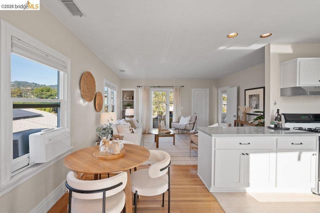 4355 Everett Ave, Oakland, CA 94602