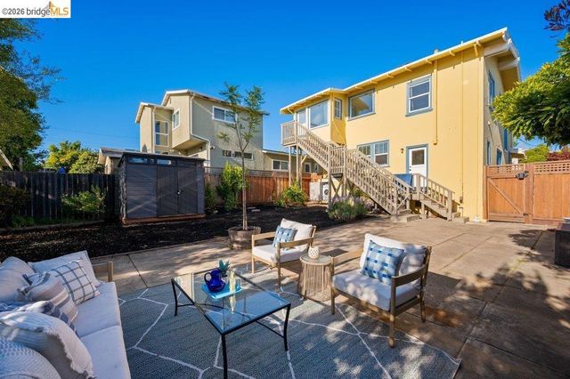 4355 Everett Ave, Oakland, CA 94602