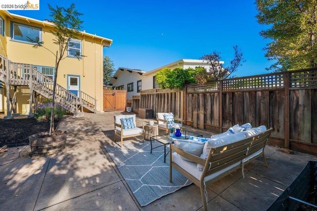 4355 Everett Ave, Oakland, CA 94602