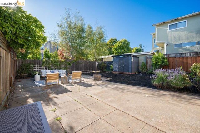 4355 Everett Ave, Oakland, CA 94602