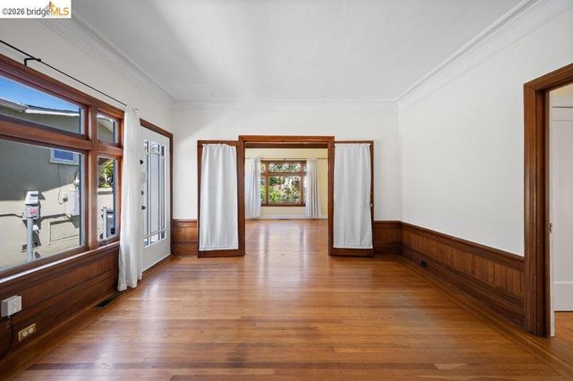 4355 Everett Ave, Oakland, CA 94602