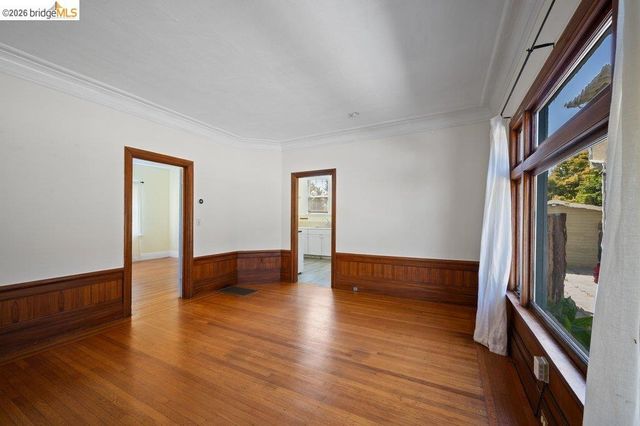 4355 Everett Ave, Oakland, CA 94602