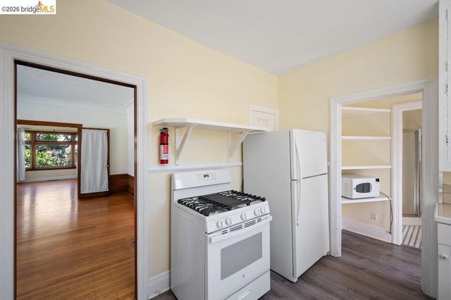 4355 Everett Ave, Oakland, CA 94602