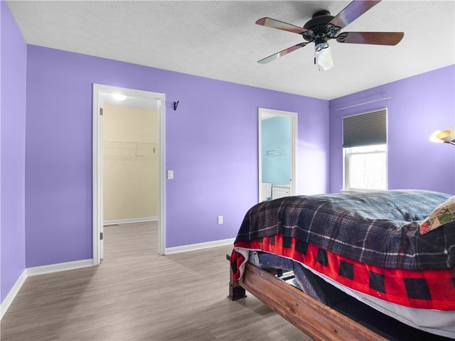 16 Alton Way, Henrietta, NY 14586