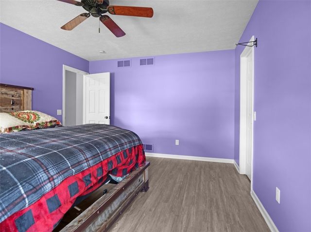 16 Alton Way, Henrietta, NY 14586