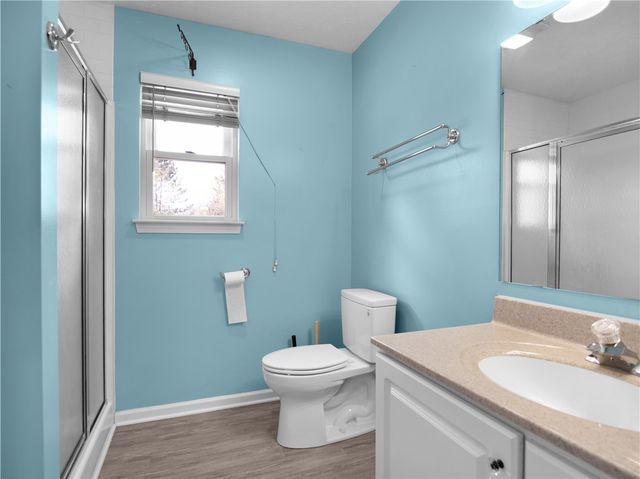 16 Alton Way, Henrietta, NY 14586