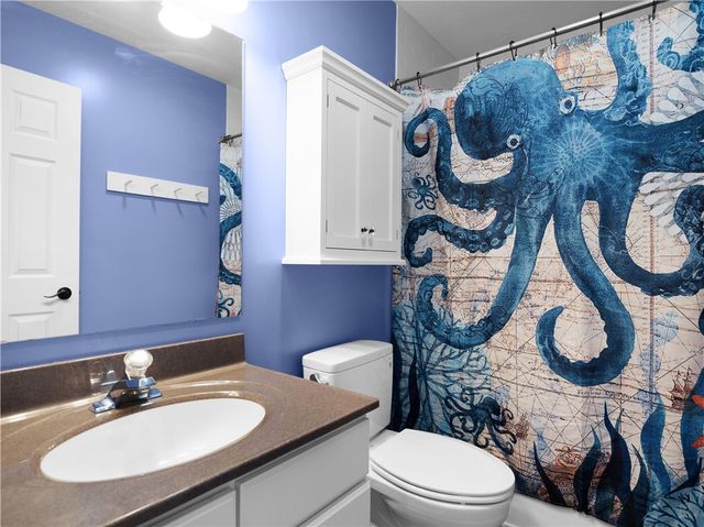 16 Alton Way, Henrietta, NY 14586