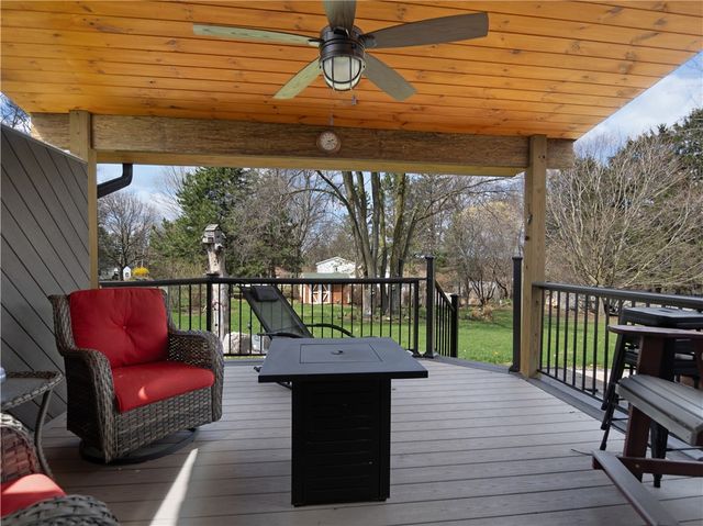 16 Alton Way, Henrietta, NY 14586