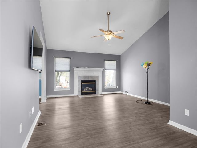 16 Alton Way, Henrietta, NY 14586