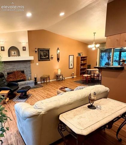 6260 Garlock Way, Colorado Springs, CO 80918