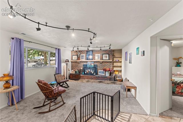 6260 Garlock Way, Colorado Springs, CO 80918