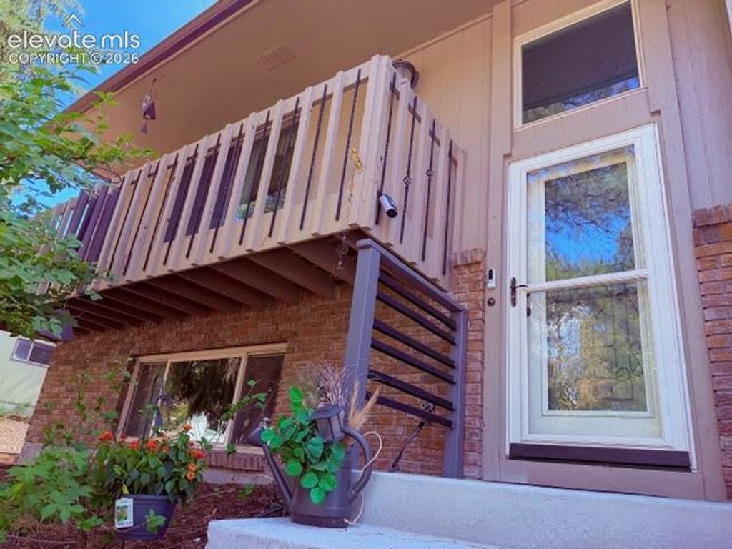 6260 Garlock Way, Colorado Springs, CO 80918 — photo 3