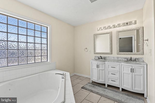 12004 MAJESTIC CT, Fredericksburg, VA 22407